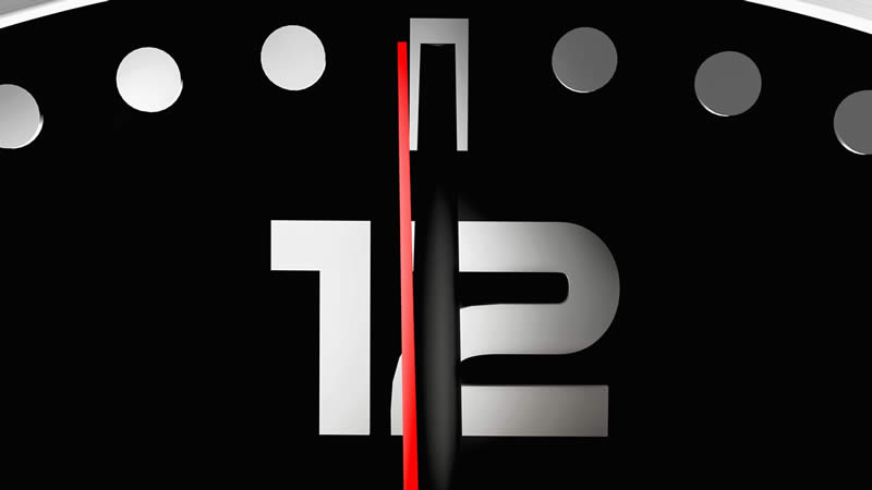 image avec horloge marquant minuit